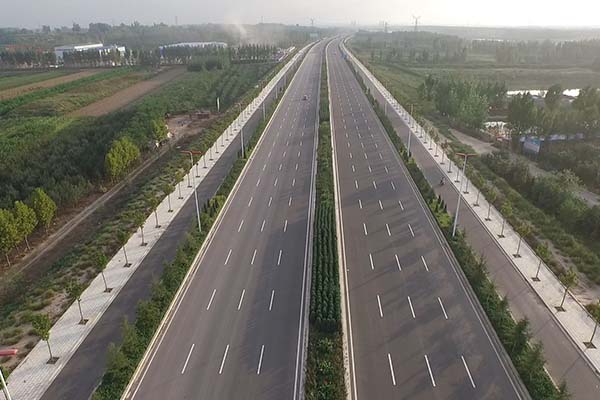 濱河?xùn)|路南延道路工程